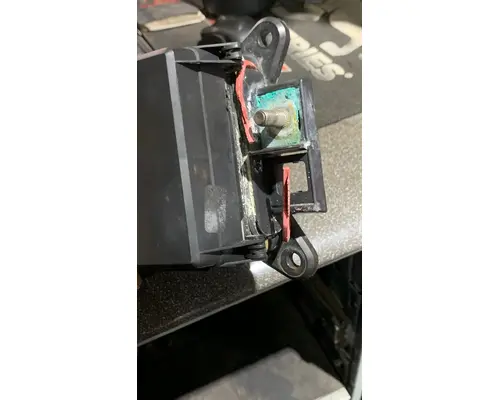 FREIGHTLINER CASCADIA 113BBC Fuse Box