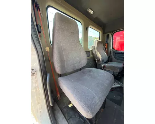 FREIGHTLINER CASCADIA 113BBC Seat, Front