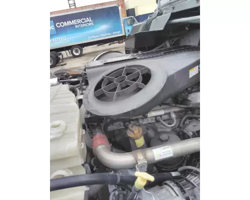 FREIGHTLINER CASCADIA 113 AIR CLEANER