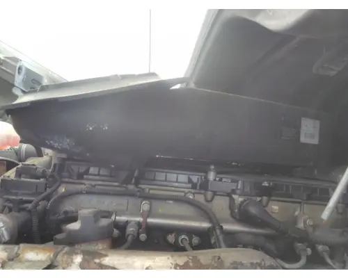 FREIGHTLINER CASCADIA 113 AIR CLEANER