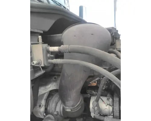 FREIGHTLINER CASCADIA 113 AIR CLEANER