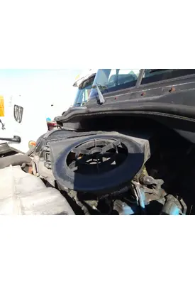 FREIGHTLINER CASCADIA 113 AIR CLEANER