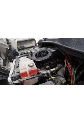 FREIGHTLINER CASCADIA 113 AIR CLEANER