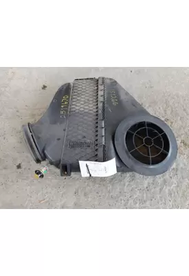 FREIGHTLINER CASCADIA 113 AIR CLEANER