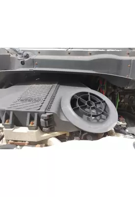 FREIGHTLINER CASCADIA 113 AIR CLEANER
