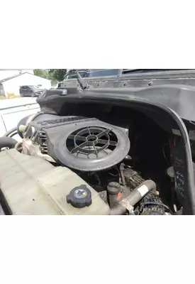 FREIGHTLINER CASCADIA 113 AIR CLEANER