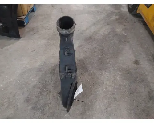 FREIGHTLINER CASCADIA 113 AIR CLEANER