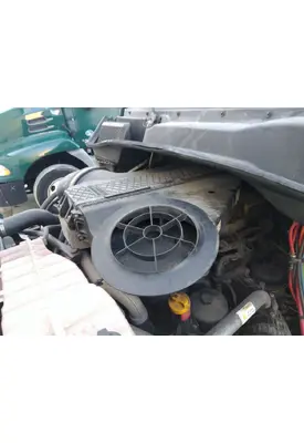 FREIGHTLINER CASCADIA 113 AIR CLEANER