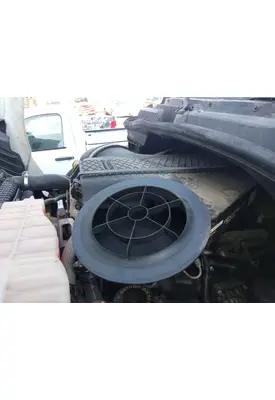 FREIGHTLINER CASCADIA 113 AIR CLEANER