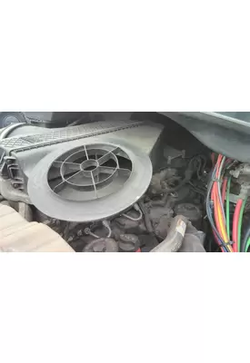 FREIGHTLINER CASCADIA 113 AIR CLEANER