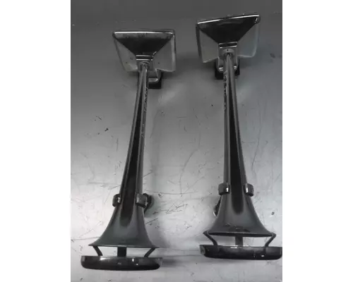 FREIGHTLINER CASCADIA 113 AIR HORN
