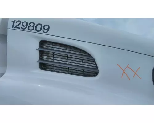 FREIGHTLINER CASCADIA 113 AIR INTAKE LOUVERCOVER