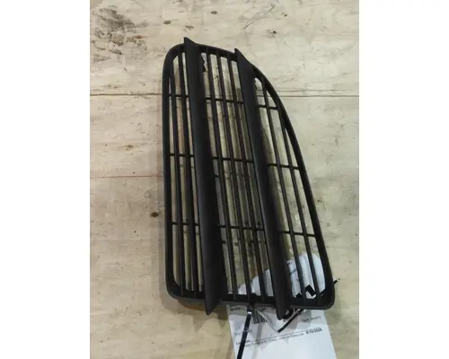 FREIGHTLINER CASCADIA 113 AIR INTAKE LOUVERCOVER