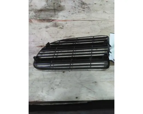 FREIGHTLINER CASCADIA 113 AIR INTAKE LOUVERCOVER
