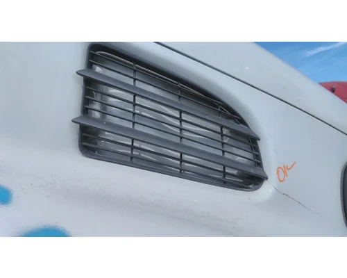 FREIGHTLINER CASCADIA 113 AIR INTAKE LOUVER/COVER