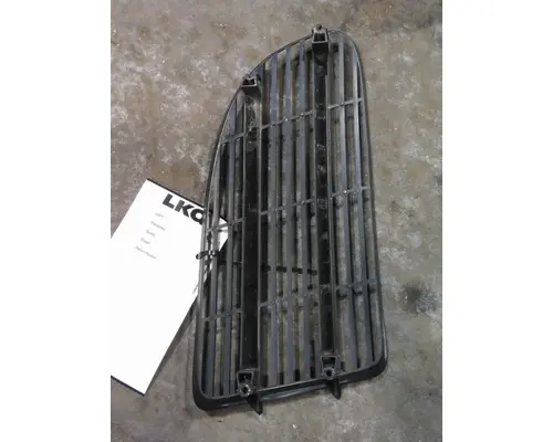 FREIGHTLINER CASCADIA 113 AIR INTAKE LOUVERCOVER