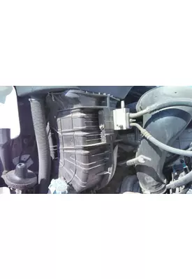 FREIGHTLINER CASCADIA 113 AIR INTAKE