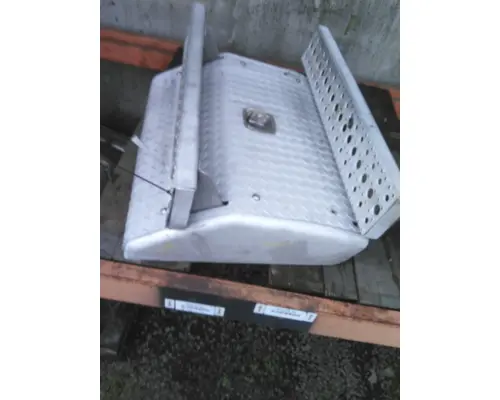 FREIGHTLINER CASCADIA 113 BATTERY BOX COVER