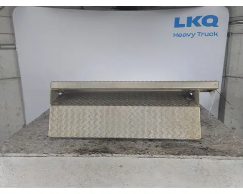 FREIGHTLINER CASCADIA 113 BATTERY BOX COVER