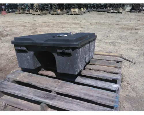 FREIGHTLINER CASCADIA 113 BATTERY BOX