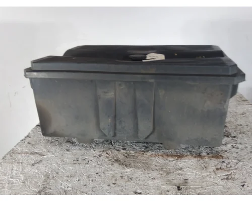 FREIGHTLINER CASCADIA 113 BATTERY BOX