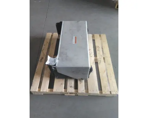 FREIGHTLINER CASCADIA 113 BATTERY BOX