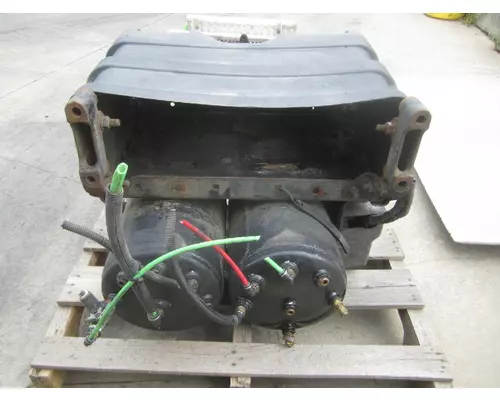 FREIGHTLINER CASCADIA 113 BATTERY BOX