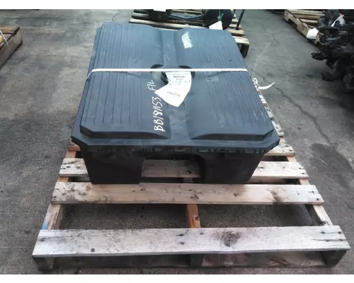 FREIGHTLINER CASCADIA 113 BATTERY BOX