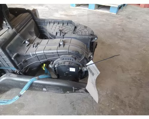 FREIGHTLINER CASCADIA 113 BLOWER MOTOR (HVAC)