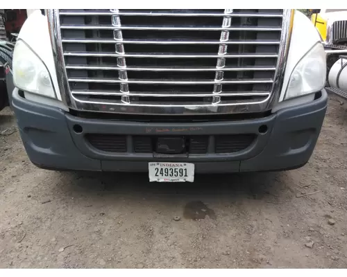 FREIGHTLINER CASCADIA 113 BUMPER ASSEMBLY, FRONT