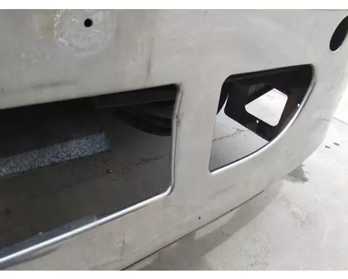 FREIGHTLINER CASCADIA 113 BUMPER ASSEMBLY, FRONT