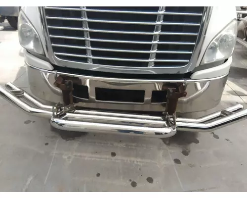 FREIGHTLINER CASCADIA 113 BUMPER ASSEMBLY, FRONT