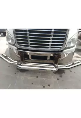FREIGHTLINER CASCADIA 113 BUMPER ASSEMBLY, FRONT