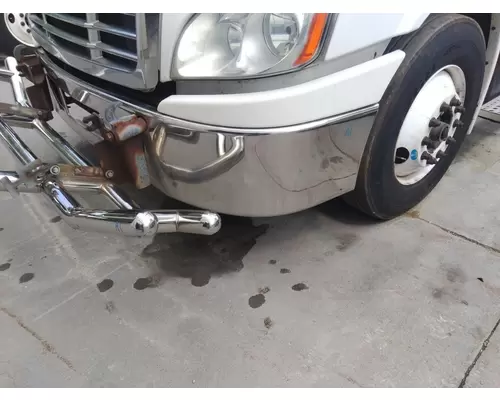 FREIGHTLINER CASCADIA 113 BUMPER ASSEMBLY, FRONT