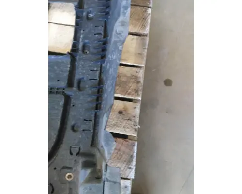 FREIGHTLINER CASCADIA 113 BUMPER ASSEMBLY, FRONT