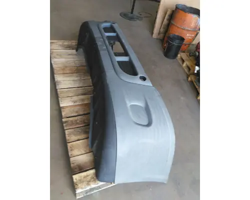 FREIGHTLINER CASCADIA 113 BUMPER ASSEMBLY, FRONT