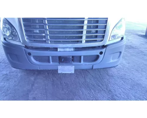 FREIGHTLINER CASCADIA 113 BUMPER ASSEMBLY, FRONT