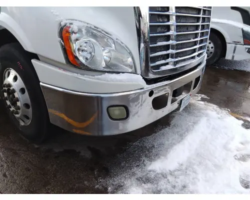FREIGHTLINER CASCADIA 113 BUMPER ASSEMBLY, FRONT