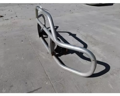 FREIGHTLINER CASCADIA 113 BUMPER BRUSH GUARD