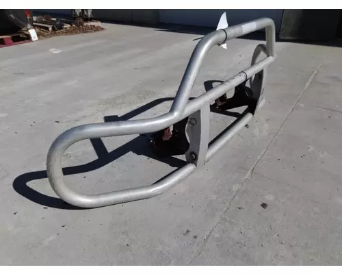 FREIGHTLINER CASCADIA 113 BUMPER BRUSH GUARD