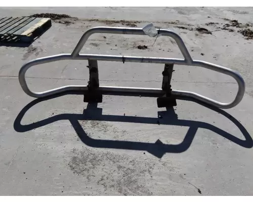 FREIGHTLINER CASCADIA 113 BUMPER BRUSH GUARD