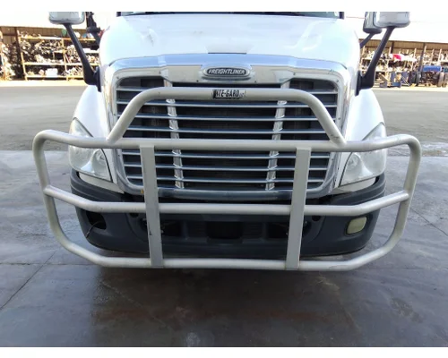 FREIGHTLINER CASCADIA 113 BUMPER BRUSH GUARD