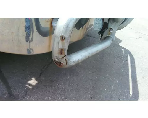 FREIGHTLINER CASCADIA 113 BUMPER BRUSH GUARD