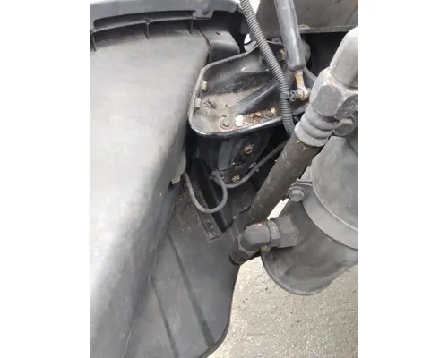 FREIGHTLINER CASCADIA 113 BUMPER END