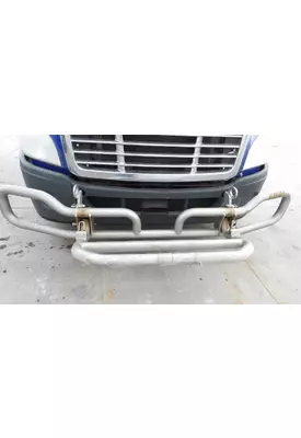 FREIGHTLINER CASCADIA 113 BUMPER END