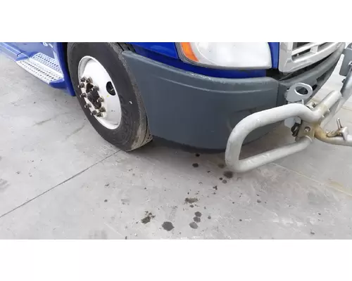 FREIGHTLINER CASCADIA 113 BUMPER END