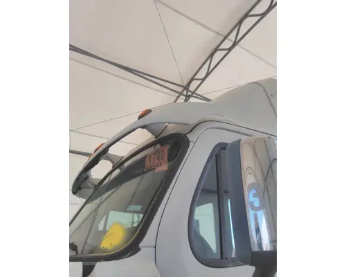 FREIGHTLINER CASCADIA 113 CAB CLIP