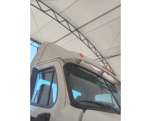FREIGHTLINER CASCADIA 113 CAB CLIP