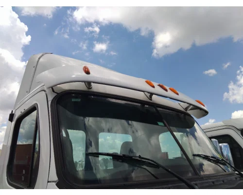 FREIGHTLINER CASCADIA 113 CAB CLIP