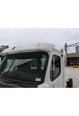 FREIGHTLINER CASCADIA 113 CAB CLIP